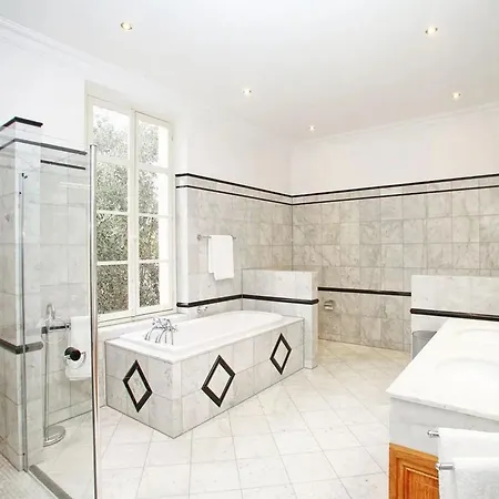 Apartman Luxury Location In Quiet Area